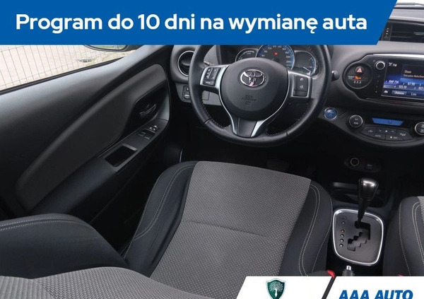 Toyota Yaris cena 50000 przebieg: 57662, rok produkcji 2015 z Frampol małe 106